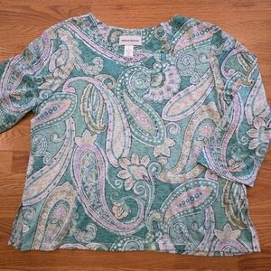 Alfred Dunner Teal and Lavender Paisley Top. XL
